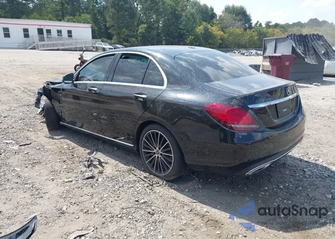 2021 Mercedes-Benz C 300 Sedan z USA, uszkodzony, nr VIN W1KWF8DB2MR651527